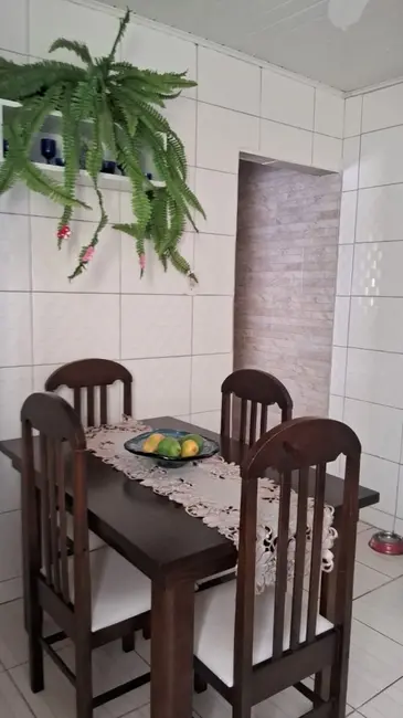 Casa com 2 quartos à venda, 139m2 em Caiçara, Praia Grande - SP - imagem 9 Foto 9 de Casa com 2 quartos à venda, 139m2 em Caiçara, Praia Grande - SP