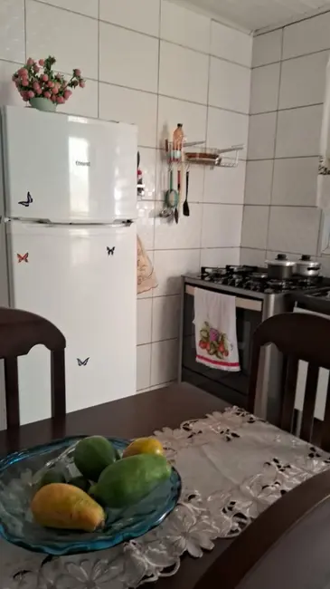 Casa com 2 quartos à venda, 139m2 em Caiçara, Praia Grande - SP - imagem 6 Foto 6 de Casa com 2 quartos à venda, 139m2 em Caiçara, Praia Grande - SP