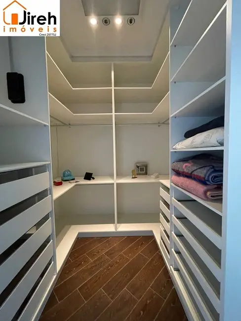 Foto 3 de Casa de Condomínio com 4 quartos à venda, 540m2 em Vila Emílio, Maua - SP