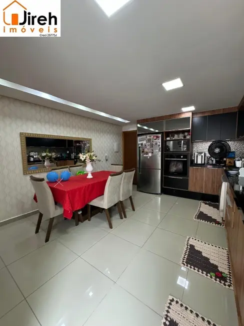 Foto 1 de Apartamento com 2 quartos à venda, 66m2 em Vila Falchi, Maua - SP