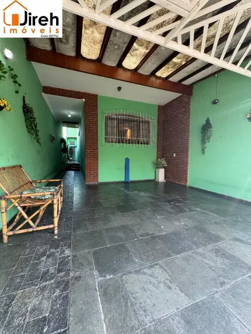 Foto 1 de Casa com 3 quartos à venda, 193m2 em Parque São Vicente, Maua - SP