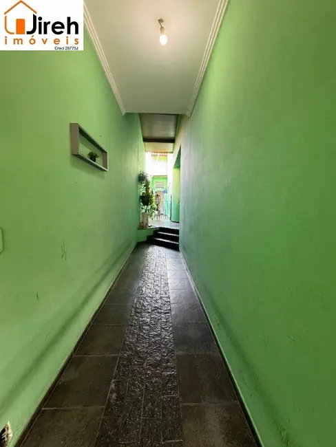 Foto 2 de Casa com 3 quartos à venda, 193m2 em Parque São Vicente, Maua - SP