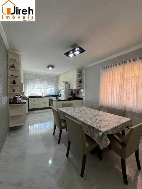 Foto 3 de Casa com 2 quartos à venda, 150m2 em Maua - SP