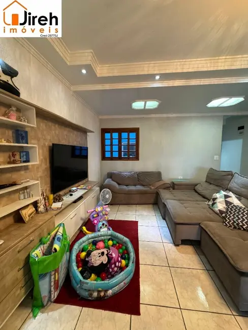 Foto 4 de Casa com 3 quartos à venda, 130m2 em Jardim Guapituba, Maua - SP