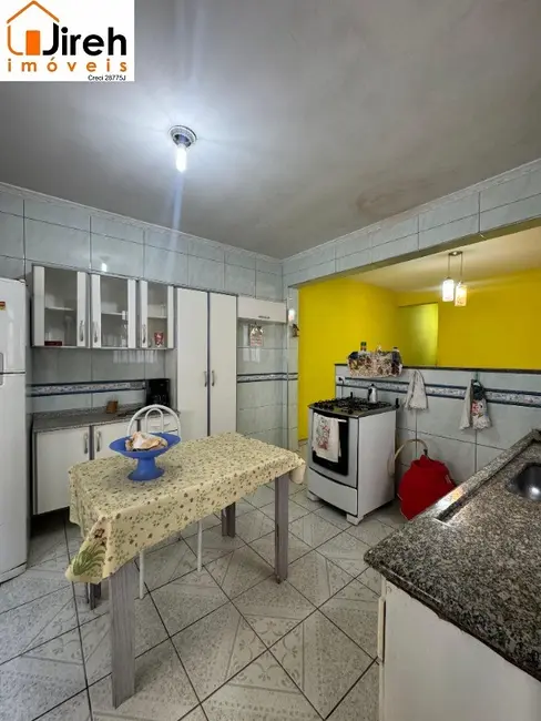 Casa com 3 quartos à venda, 223m2 em Jardim Pedroso, Maua - SP - imagem 6 Foto 6 de Casa com 3 quartos à venda, 223m2 em Jardim Pedroso, Maua - SP