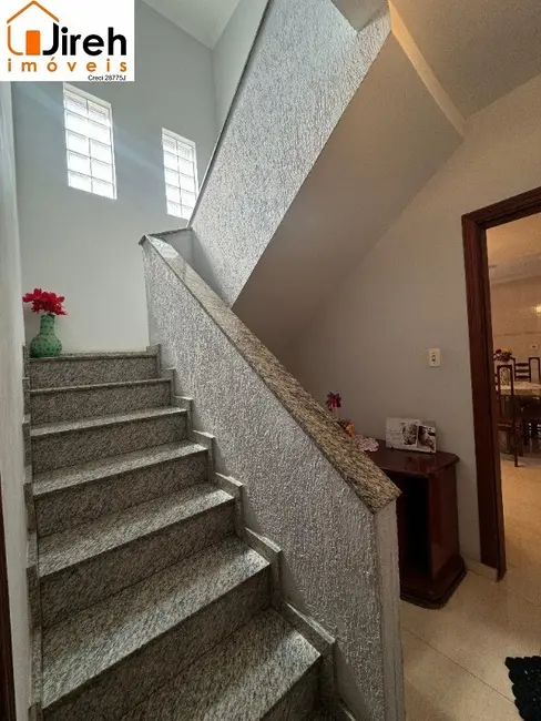 Foto 4 de Casa com 3 quartos à venda, 354m2 em Jardim Pedroso, Maua - SP