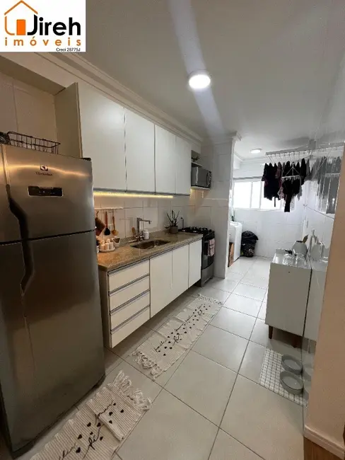 Foto 2 de Apartamento com 2 quartos à venda, 66m2 em Parque São Vicente, Maua - SP