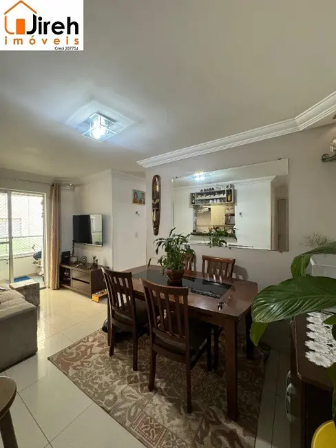 Foto 3 de Apartamento com 3 quartos à venda, 64m2 em Parque São Vicente, Maua - SP