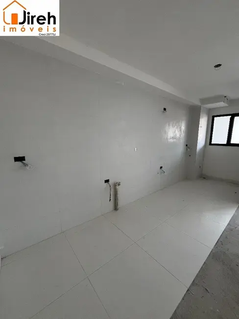 Foto 2 de Apartamento com 3 quartos à venda, 80m2 em Parque São Vicente, Maua - SP