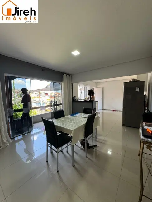 Foto 3 de Casa com 2 quartos à venda, 110m2 em Vila Falchi, Maua - SP