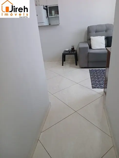 Apartamento com 3 quartos à venda, 56m2 em Parque São Vicente, Maua - SP - imagem 3 Foto 3 de Apartamento com 3 quartos à venda, 56m2 em Parque São Vicente, Maua - SP