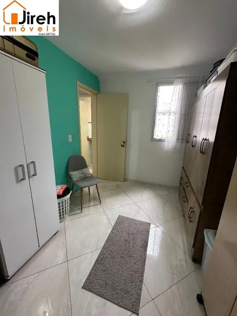 Apartamento com 3 quartos à venda, 61m2 em Parque São Vicente, Maua - SP - imagem 6 Foto 6 de Apartamento com 3 quartos à venda, 61m2 em Parque São Vicente, Maua - SP