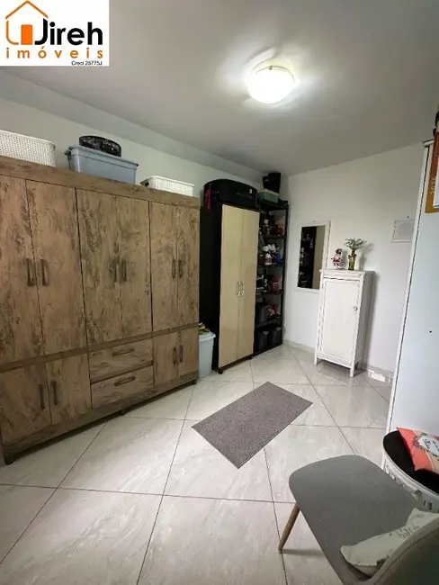 Apartamento com 3 quartos à venda, 61m2 em Parque São Vicente, Maua - SP - imagem 9 Foto 9 de Apartamento com 3 quartos à venda, 61m2 em Parque São Vicente, Maua - SP