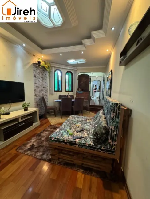 Foto 7 de Casa com 3 quartos à venda, 194m2 em Parque São Vicente, Maua - SP