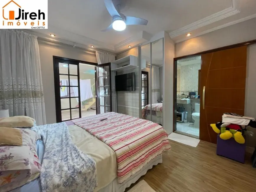 Foto 3 de Casa com 3 quartos à venda, 300m2 em Roncon, Ribeirao Pires - SP