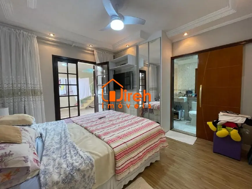 Foto 3 de Casa com 3 quartos à venda, 300m2 em Roncon, Ribeirao Pires - SP