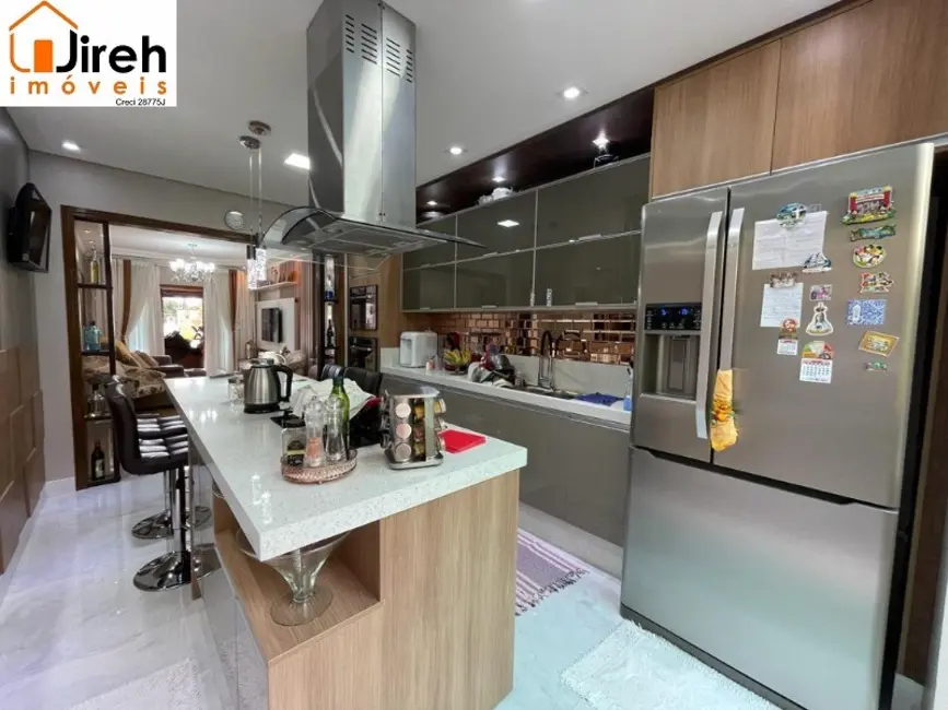 Foto 1 de Casa com 3 quartos à venda, 300m2 em Roncon, Ribeirao Pires - SP