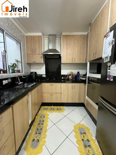 Casa de Condomínio com 2 quartos à venda, 75m2 em Maua - SP - imagem 5 Foto 5 de Casa de Condomínio com 2 quartos à venda, 75m2 em Maua - SP