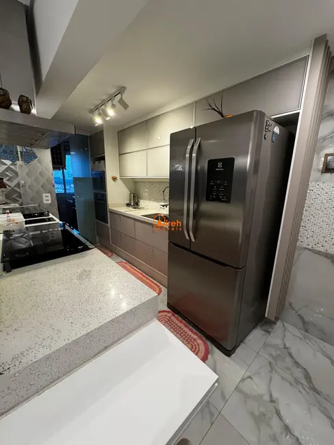 Foto 3 de Apartamento com 2 quartos à venda, 77m2 em Jardim Pilar, Maua - SP
