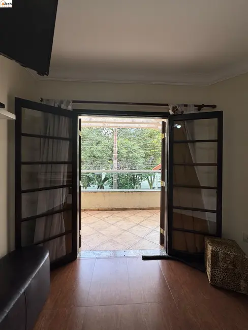 Foto 2 de Casa com 3 quartos à venda, 203m2 em Parque São Vicente, Maua - SP