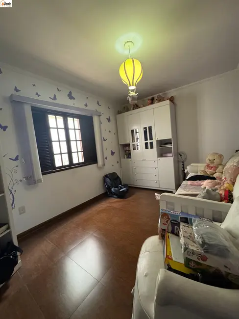 Foto 6 de Casa com 3 quartos à venda, 203m2 em Parque São Vicente, Maua - SP