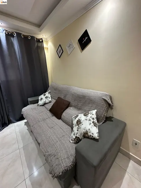 Foto 1 de Apartamento com 2 quartos à venda, 48m2 em Parque São Vicente, Maua - SP