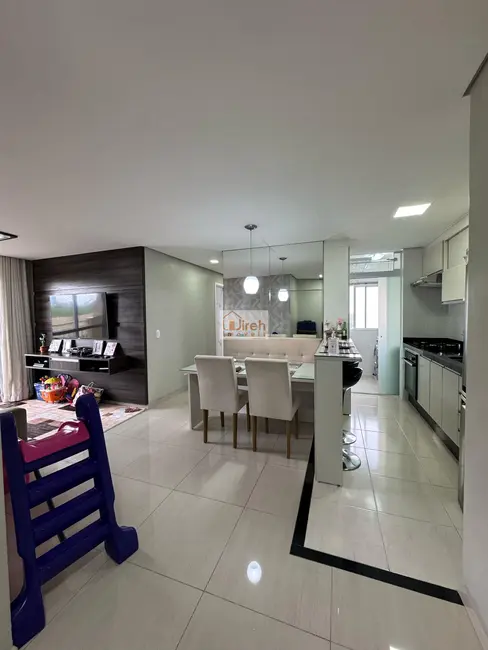 Foto 2 de Apartamento com 2 quartos à venda, 58m2 em Vila Falchi, Maua - SP