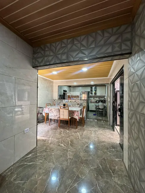 Foto 6 de Casa com 3 quartos à venda, 150m2 em Parque São Vicente, Maua - SP