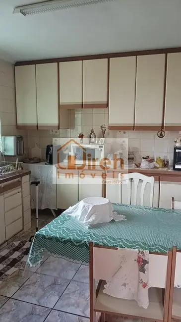 Casa com 3 quartos à venda, 149m2 em Parque São Vicente, Maua - SP - imagem 8 Foto 8 de Casa com 3 quartos à venda, 149m2 em Parque São Vicente, Maua - SP