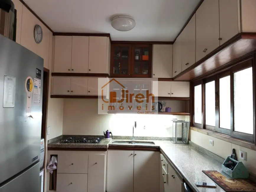 Casa com 4 quartos à venda, 249m2 em Vila Homero Thon, Santo Andre - SP - imagem 7 Foto 7 de Casa com 4 quartos à venda, 249m2 em Vila Homero Thon, Santo Andre - SP