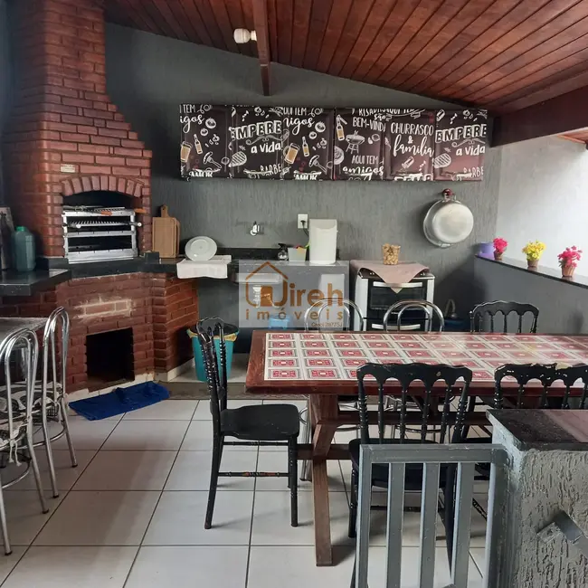 Foto 3 de Casa com 4 quartos à venda, 250m2 em Parque São Vicente, Maua - SP