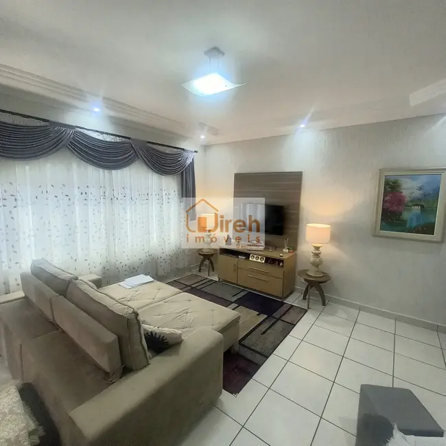 Foto 6 de Casa com 4 quartos à venda, 250m2 em Parque São Vicente, Maua - SP