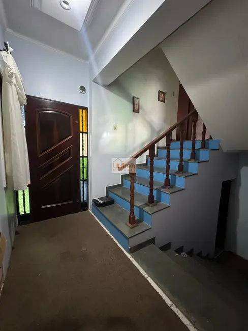 Casa com 5 quartos à venda, 275m2 em Jardim Araguaia, Maua - SP - imagem 6 Foto 6 de Casa com 5 quartos à venda, 275m2 em Jardim Araguaia, Maua - SP