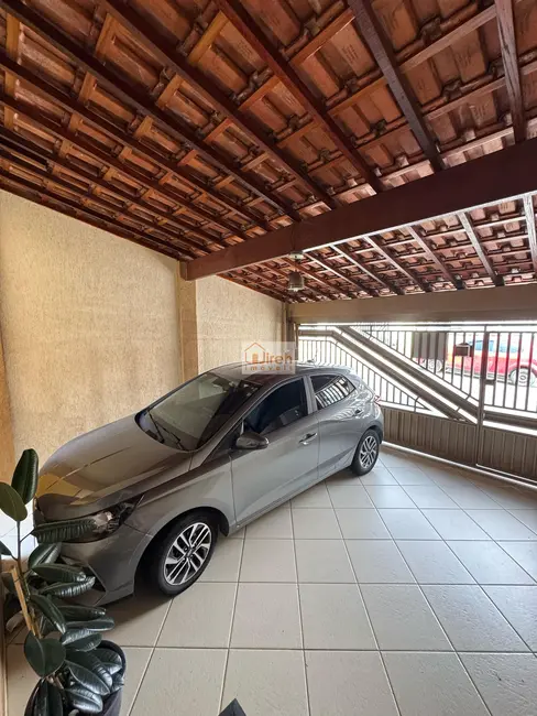 Foto 3 de Casa com 3 quartos à venda, 125m2 em Vila Nossa Senhora das Vitórias, Maua - SP