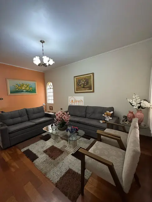 Foto 1 de Casa com 3 quartos à venda, 125m2 em Vila Nossa Senhora das Vitórias, Maua - SP