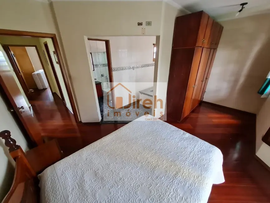 Foto 8 de Casa com 4 quartos à venda, 210m2 em Matriz, Maua - SP