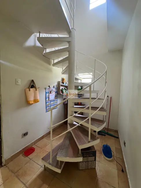 Casa com 4 quartos à venda, 150m2 em Represa, Ribeirao Pires - SP - imagem 7 Foto 7 de Casa com 4 quartos à venda, 150m2 em Represa, Ribeirao Pires - SP