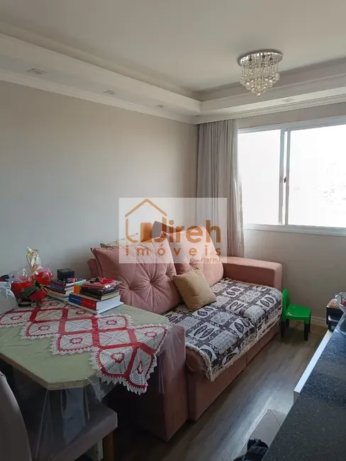 Foto 2 de Apartamento com 2 quartos à venda, 44m2 em Parque São Vicente, Maua - SP