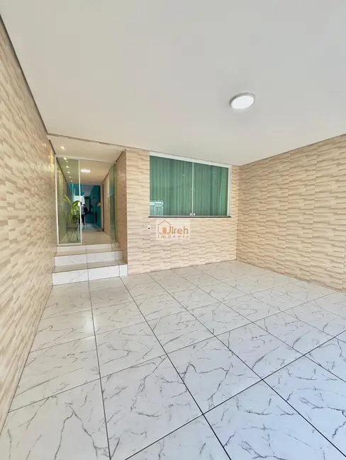 Foto 1 de Casa com 3 quartos à venda, 125m2 em Jardim Guapituba, Maua - SP