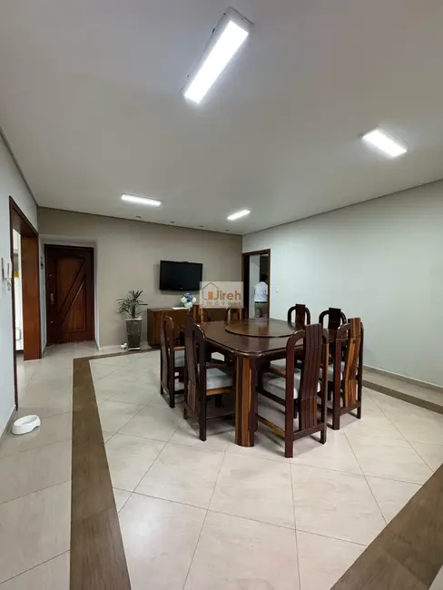 Foto 2 de Casa com 3 quartos à venda, 307m2 em Jardim Guapituba, Maua - SP