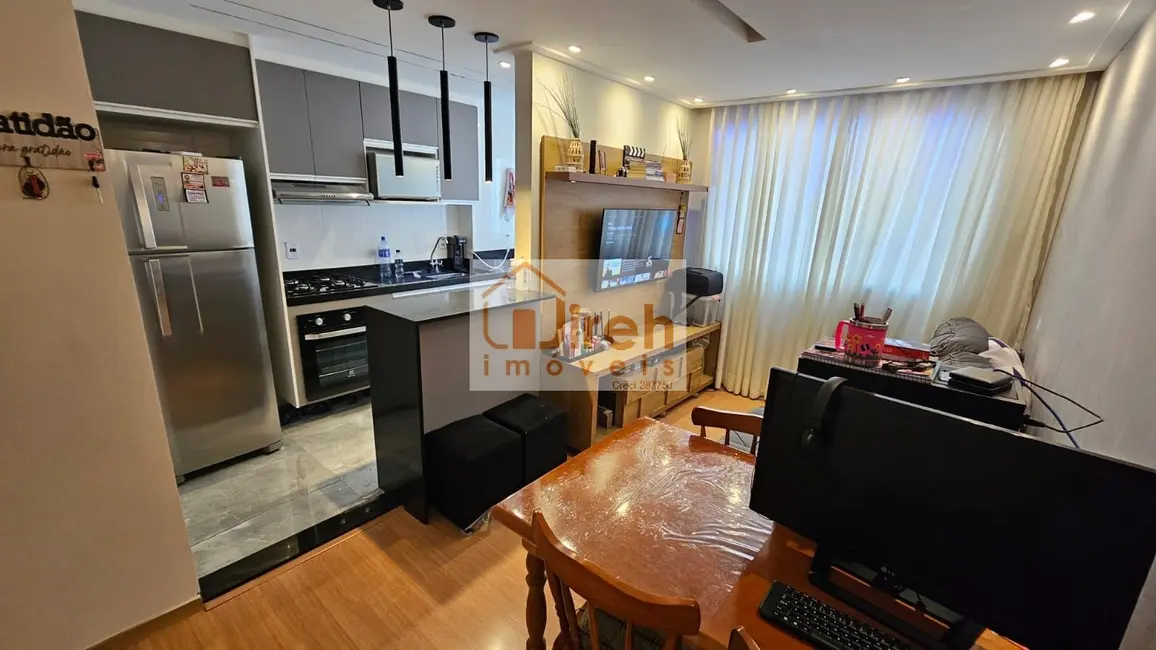 Foto 2 de Apartamento com 2 quartos à venda, 45m2 em Parque São Vicente, Maua - SP