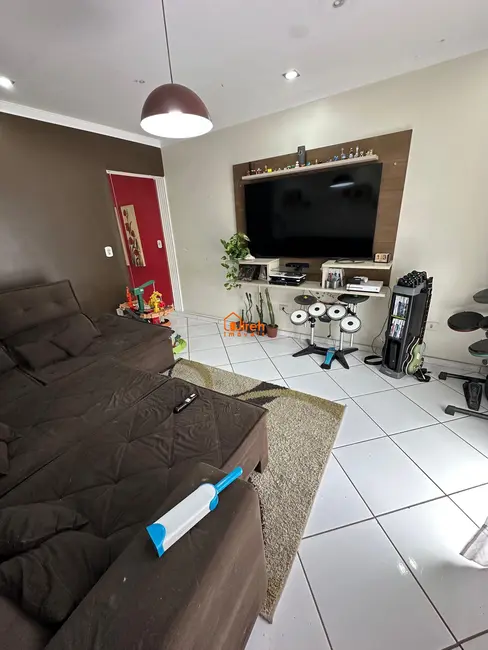 Foto 2 de Casa com 2 quartos à venda, 67m2 em Parque das Américas, Maua - SP