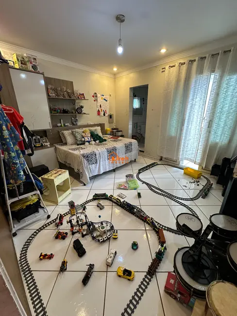 Foto 9 de Casa com 2 quartos à venda, 67m2 em Parque das Américas, Maua - SP