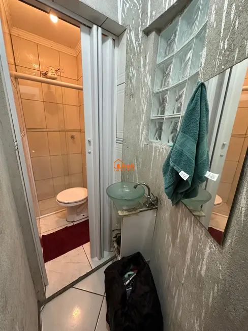 Foto 6 de Casa com 2 quartos à venda, 67m2 em Parque das Américas, Maua - SP