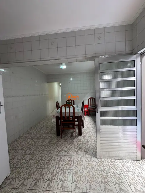 Foto 5 de Sobrado com 4 quartos à venda, 125m2 em Parque das Américas, Maua - SP