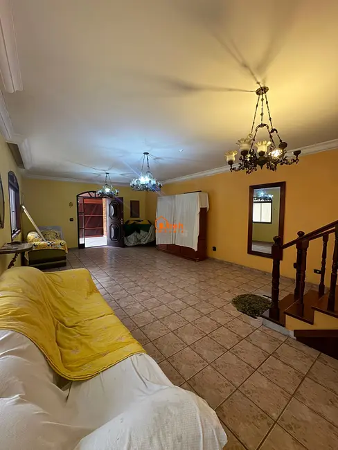 Casa com 3 quartos à venda, 344m2 em Jardim Mauá, Maua - SP - imagem 8 Foto 8 de Casa com 3 quartos à venda, 344m2 em Jardim Mauá, Maua - SP