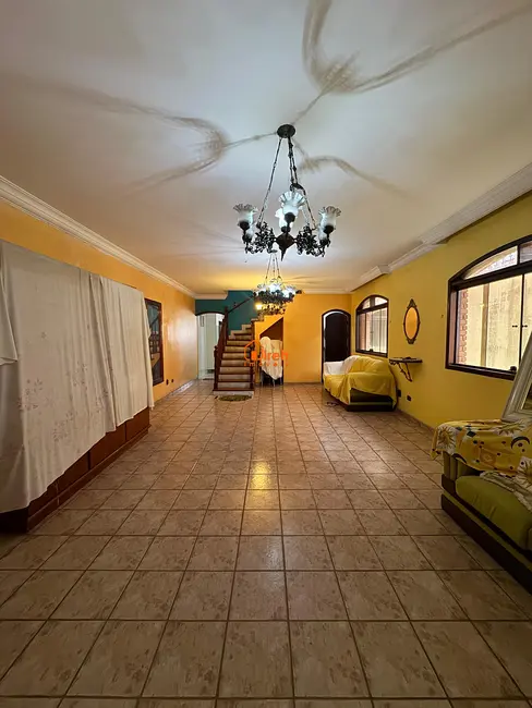 Casa com 3 quartos à venda, 344m2 em Jardim Mauá, Maua - SP - imagem 7 Foto 7 de Casa com 3 quartos à venda, 344m2 em Jardim Mauá, Maua - SP
