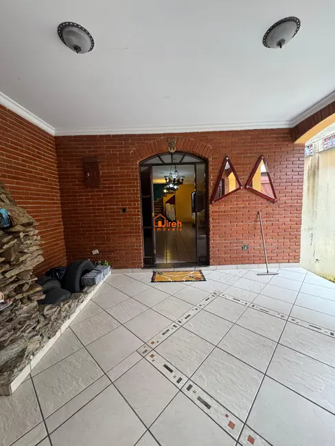 Casa com 3 quartos à venda, 344m2 em Jardim Mauá, Maua - SP - imagem 3 Foto 3 de Casa com 3 quartos à venda, 344m2 em Jardim Mauá, Maua - SP