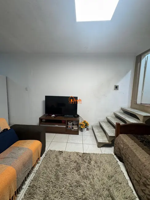 Foto 6 de Sobrado com 2 quartos à venda, 100m2 em Jardim Luzitano, Maua - SP