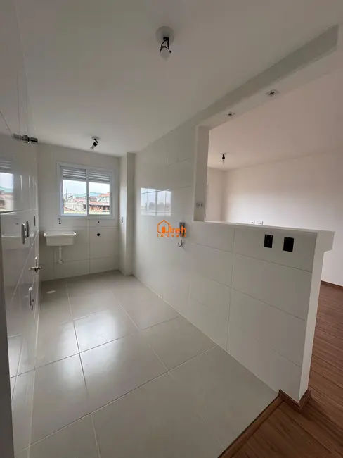 Foto 1 de Apartamento com 2 quartos à venda, 43m2 em Vila Bocaina, Maua - SP